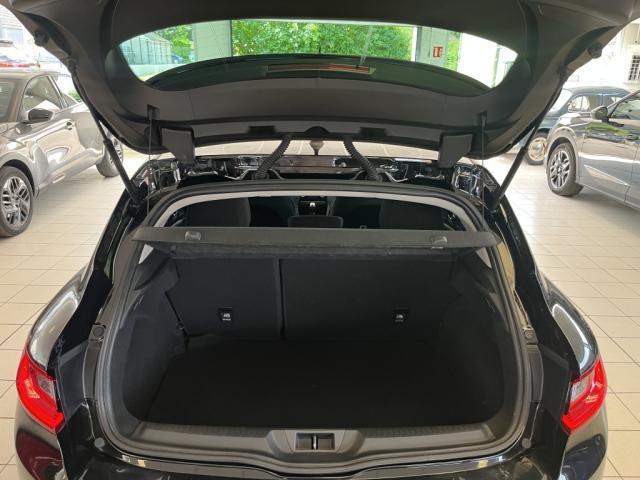 Renault Mégane image 2