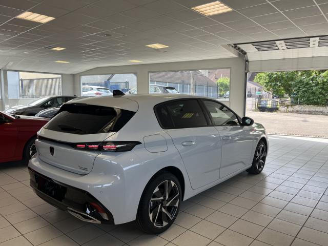 Peugeot 308 image 6