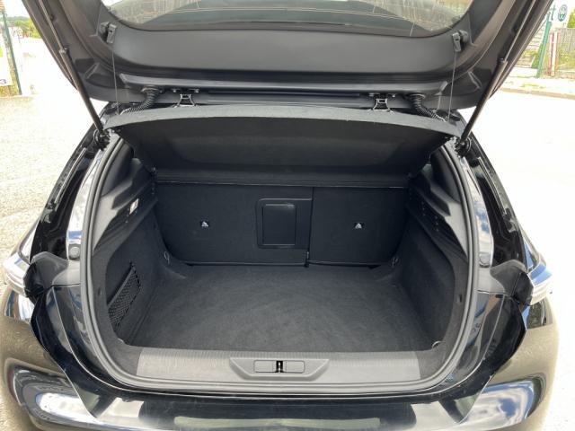 Peugeot 308 image 7
