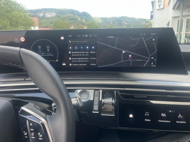 Peugeot 3008 image 2