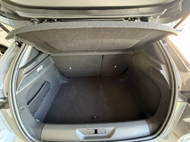 Peugeot 308 image 7