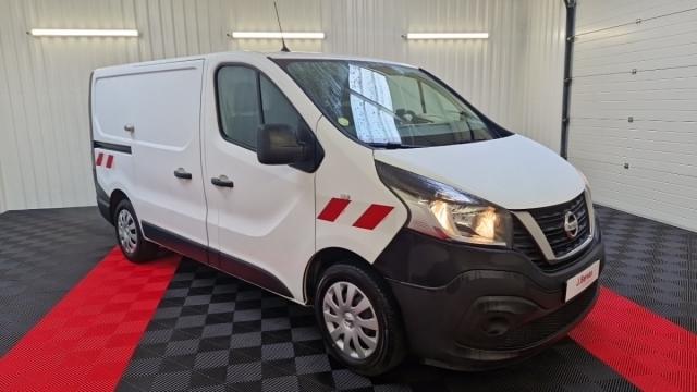 Nissan Nv300 image 1