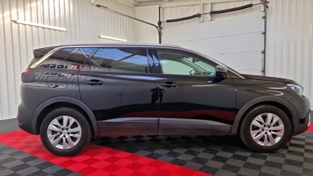Peugeot 5008 image 3
