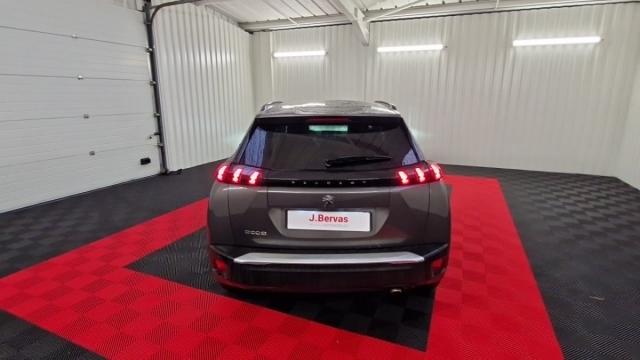 Peugeot 2008 image 3