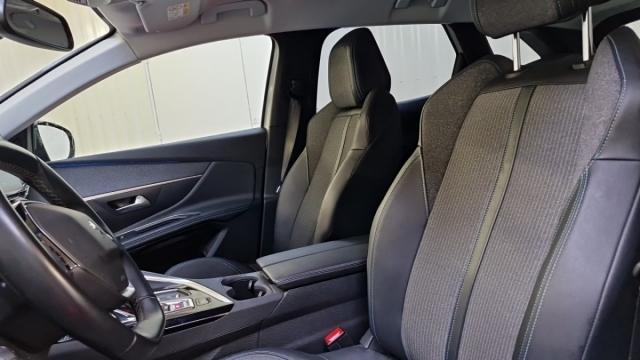 Peugeot 3008 image 1