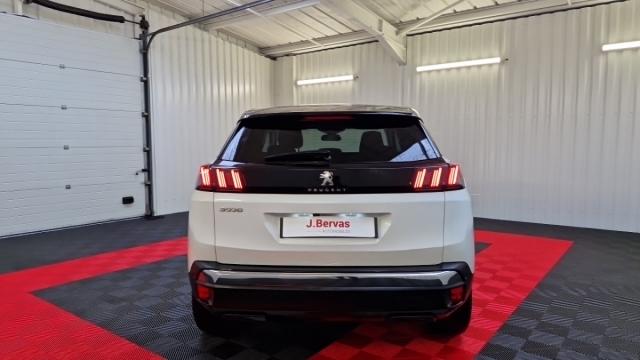 Peugeot 3008 image 8