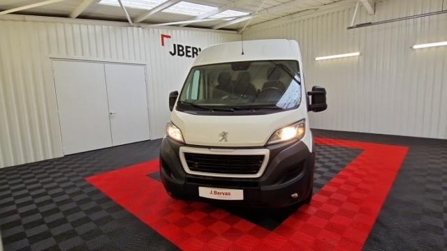 Peugeot Boxer image 2