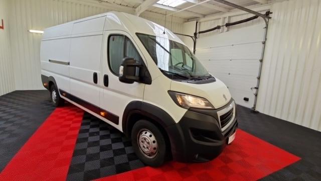 Peugeot Boxer image 3