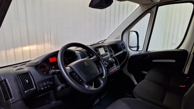 Peugeot Boxer image 8