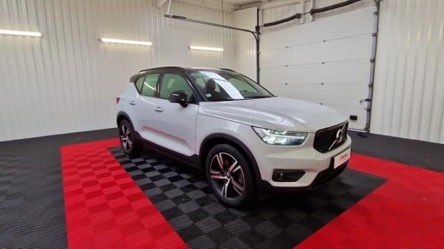 Volvo Xc40 image 2