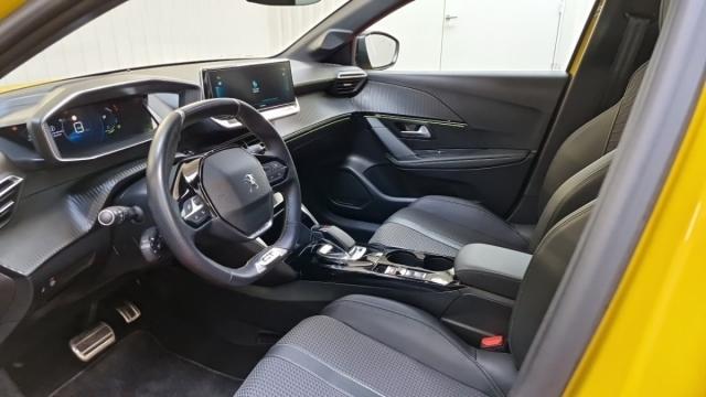 Peugeot 208 image 1