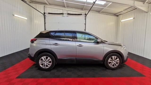 Peugeot 3008 image 3