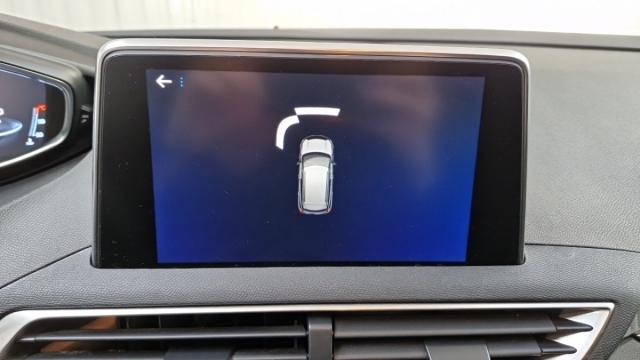 Peugeot 3008 image 2