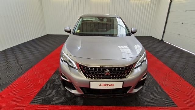 Peugeot 3008 image 2