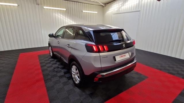 Peugeot 3008 image 3