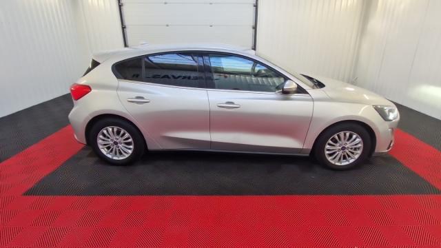 Ford Focus image 8