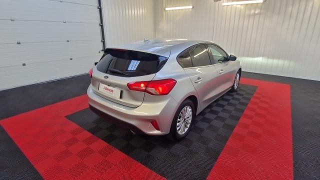 Ford Focus image 9