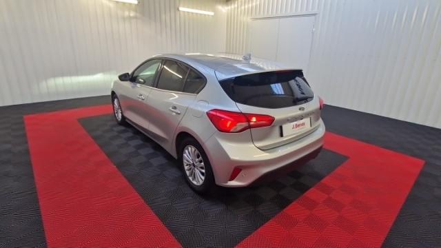 Ford Focus image 7