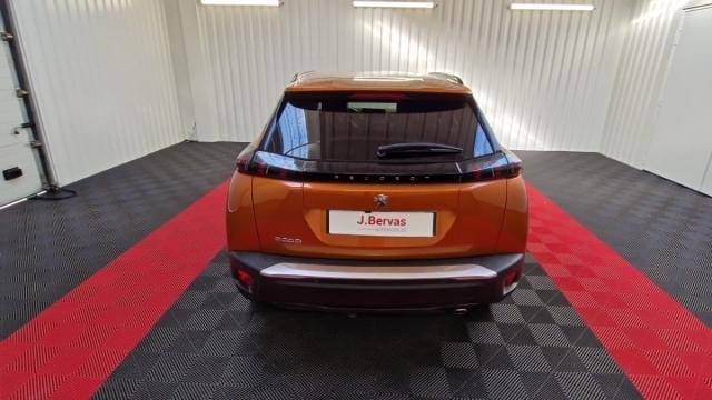 Peugeot 2008 image 1