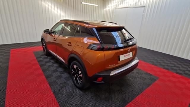 Peugeot 2008 image 2
