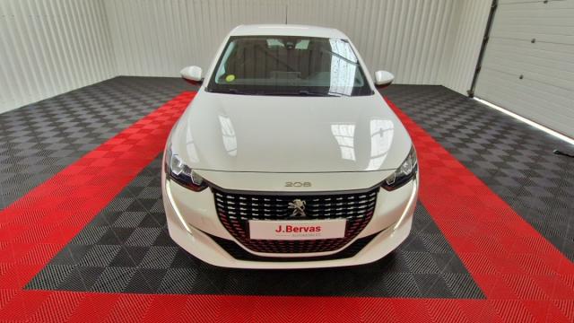 Peugeot 208 image 3