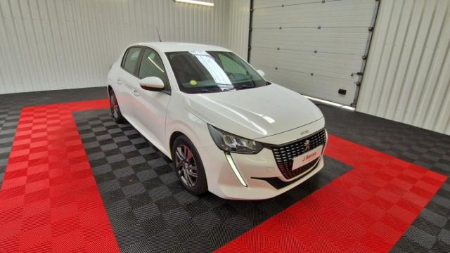 Peugeot 208 image 6