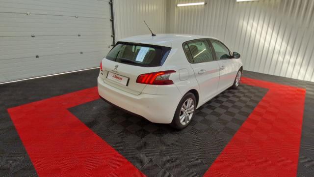 Peugeot 308 image 3