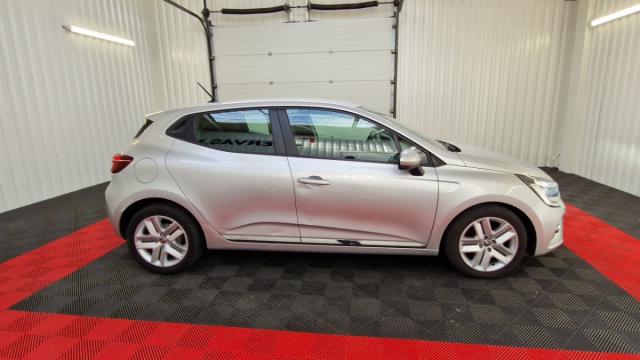 Renault Clio image 2
