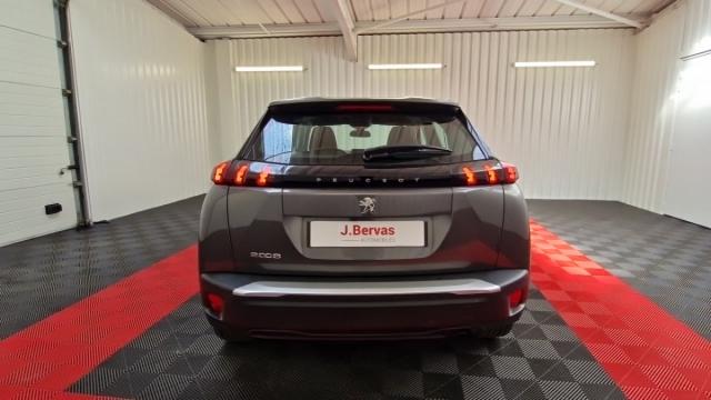 Peugeot 2008 image 8