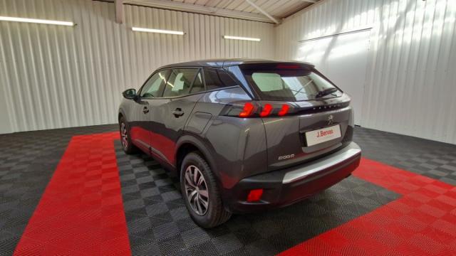 Peugeot 2008 image 3