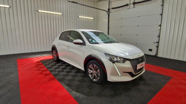 Peugeot 208 image 4