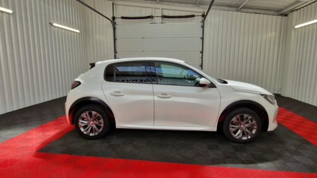 Peugeot 208 image 7