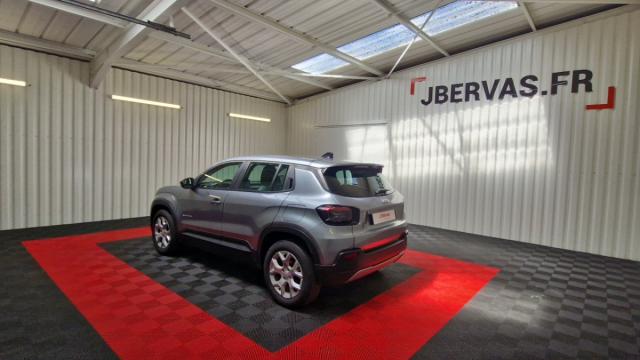 Jeep Avenger image 7