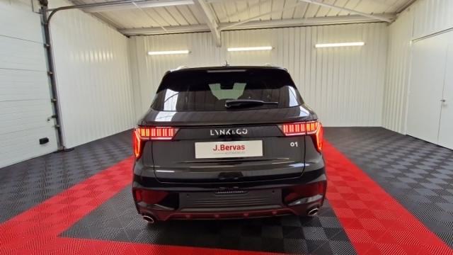 Lynk & Co 01 image 5