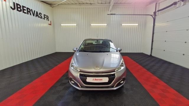 Peugeot 208 image 1