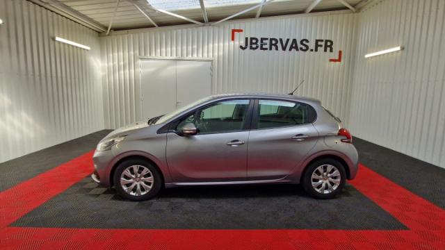 Peugeot 208 image 4