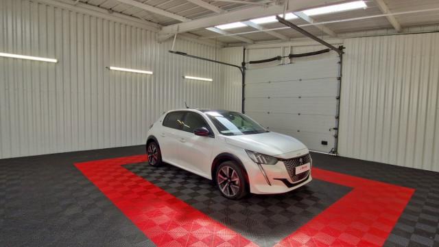 Peugeot E-208 image 6