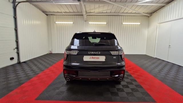 Lynk & Co 01 image 9