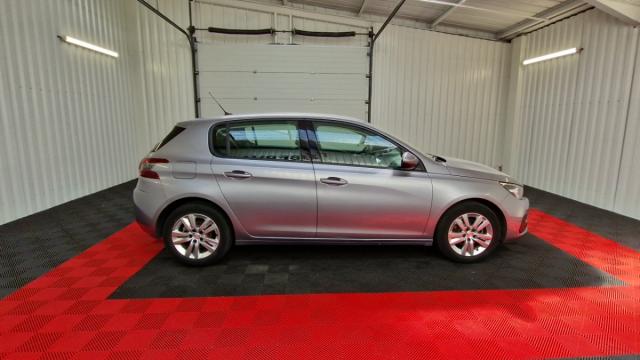 Peugeot 308 image 7