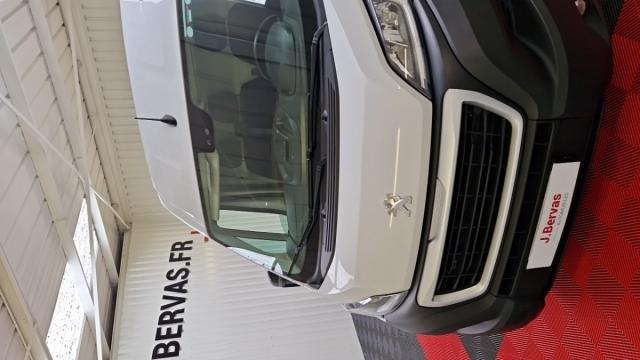 Peugeot Boxer image 8