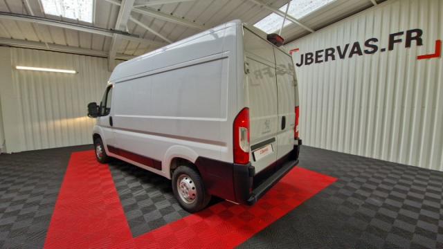 Peugeot Boxer image 3