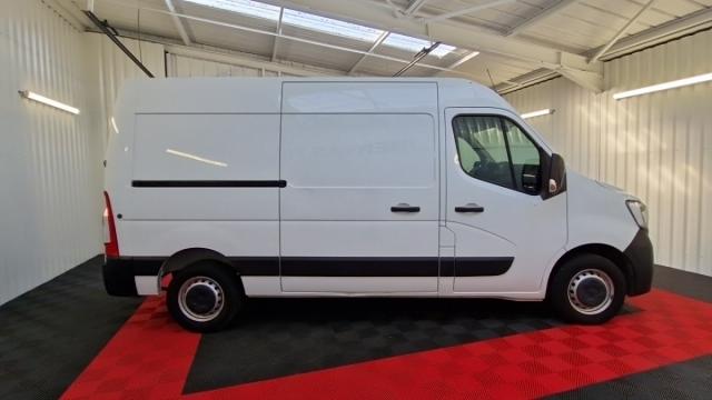 Renault Master image 1
