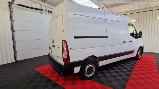 Renault Master image 9
