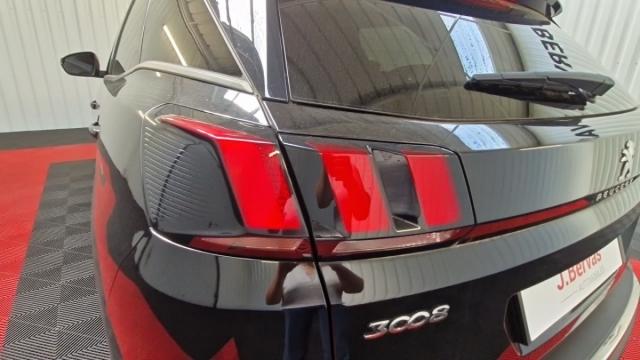 Peugeot 3008 image 3