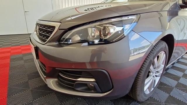 Peugeot 308 image 1