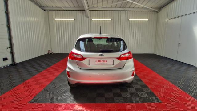 Ford Fiesta image 9