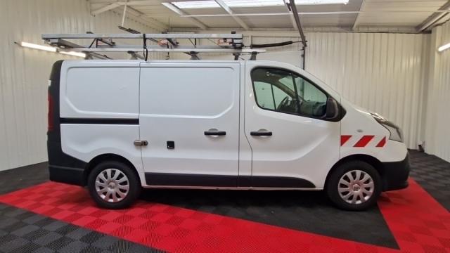 Renault Trafic image 8