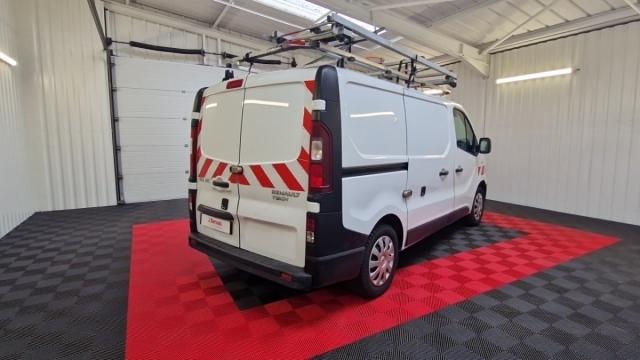 Renault Trafic image 7