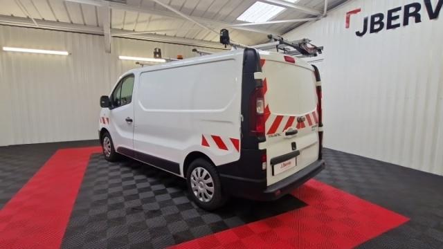 Renault Trafic image 1
