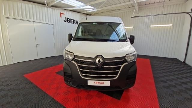 Renault Master image 2